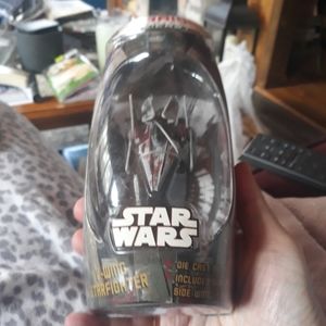 Star wars titanium die cast v wing starfighter